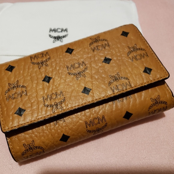 SOLD - Picture 2 of 3